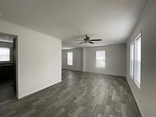 Floor plan M090