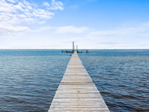 1710 Sunny Oak St, Gulf Breeze, FL 32563