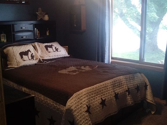 3rd image of 1920 La Casa Ln SE