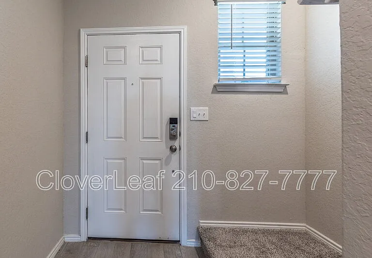 255 Kinsley Way — Photo 5