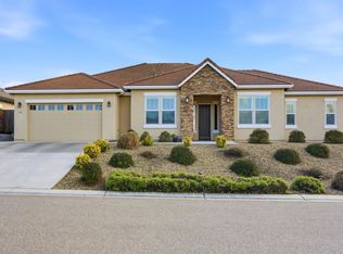 65 Ralphs Way, Hollister, CA 95023