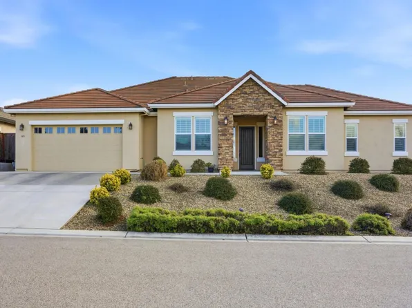 65 Ralphs Way, Hollister, CA 95023