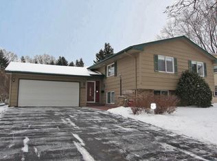 1456 Oakdale Ave, West Saint Paul, MN 55118