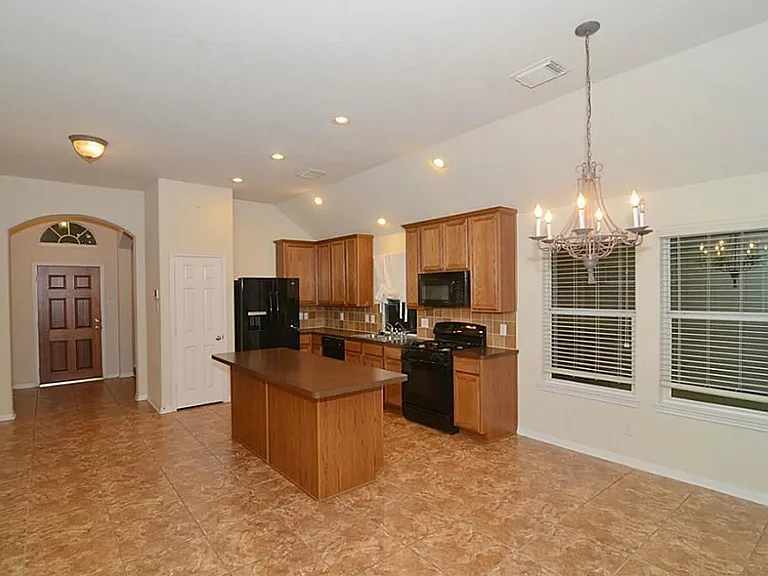 11306 Overland Trail Dr — Photo 8