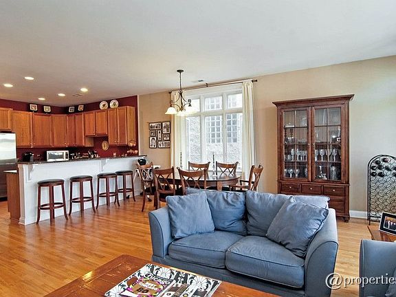 Kitchen/Living Room