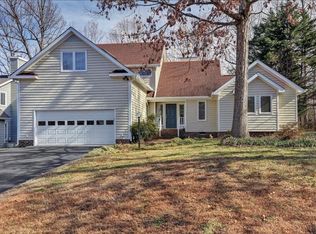 5817 Spinnaker Cove Rd, Midlothian, VA 23112