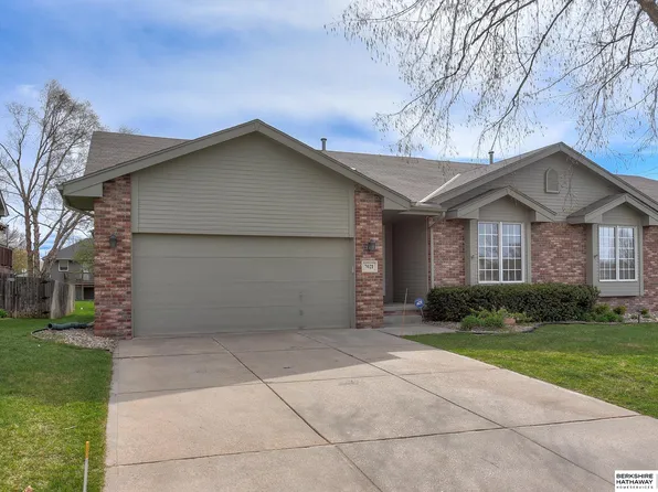 7021 S 163rd St, Omaha, NE 68136