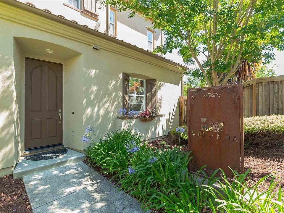 2nd image of 2322 Maidenhair Way