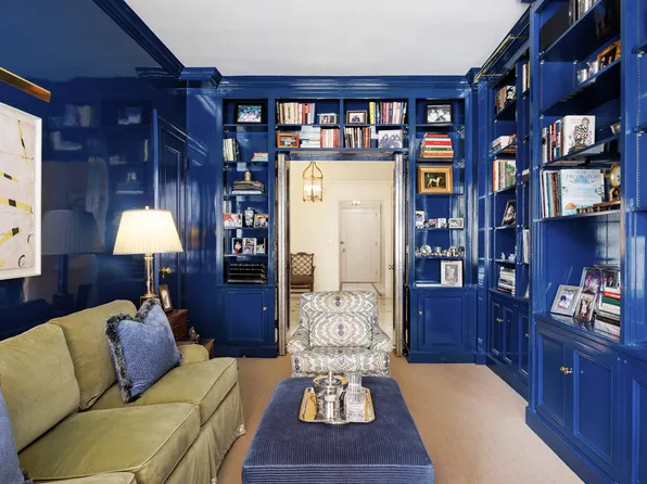 930 Park Avenue image 8 of 21