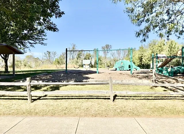 29623 N Birch Ave — Photo 17