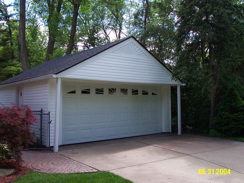 2nd image of 1424 Red Run Dr