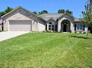 9469 Falcon Ln, Mason, OH 45040