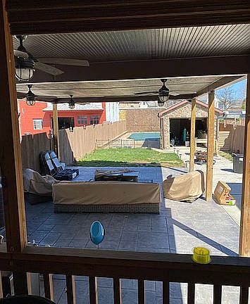 outdoor patio 800sqft