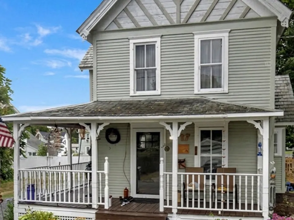 17 S Maple St