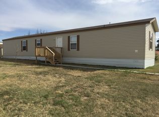 220 2nd St SW, Belfield, ND 58622