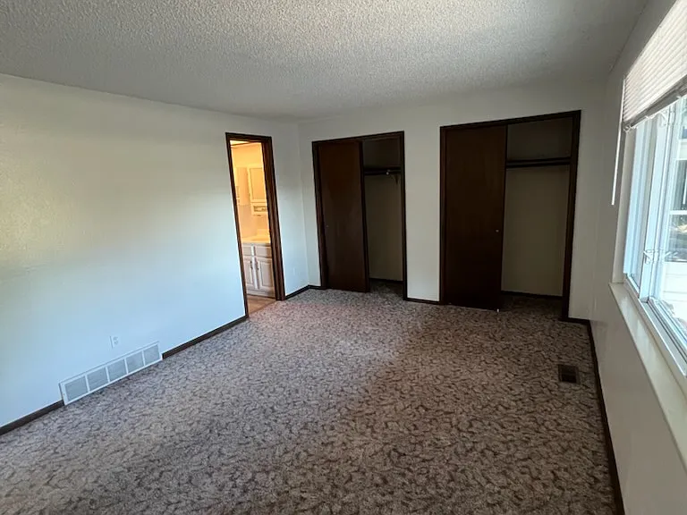 1544 Sherman Ave — Photo 5