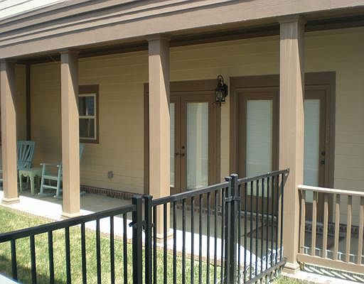 2nd image of 2424 Frontier Elm Dr