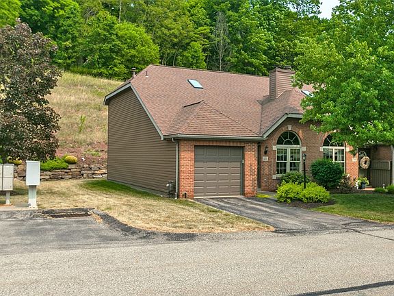 3rd image of 1225 Murry Chase Ln