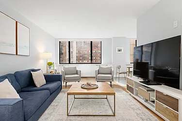 30 West 61st Street, #10C