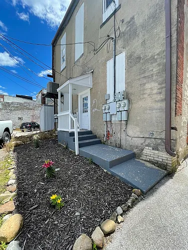 111 W. Franklin-Fourpoint Photo 1 111 W. Franklin-Fourpoint Photo 1