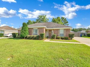 1901 Woodstone Ct E, Semmes, AL 36575
