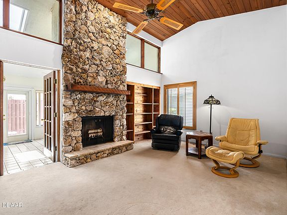2nd image of 100 Sea Island Cir