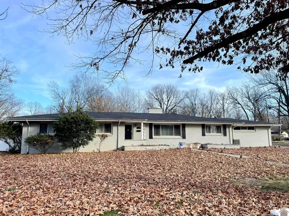 1450 Hc Mathis Dr, Paducah, KY 42001