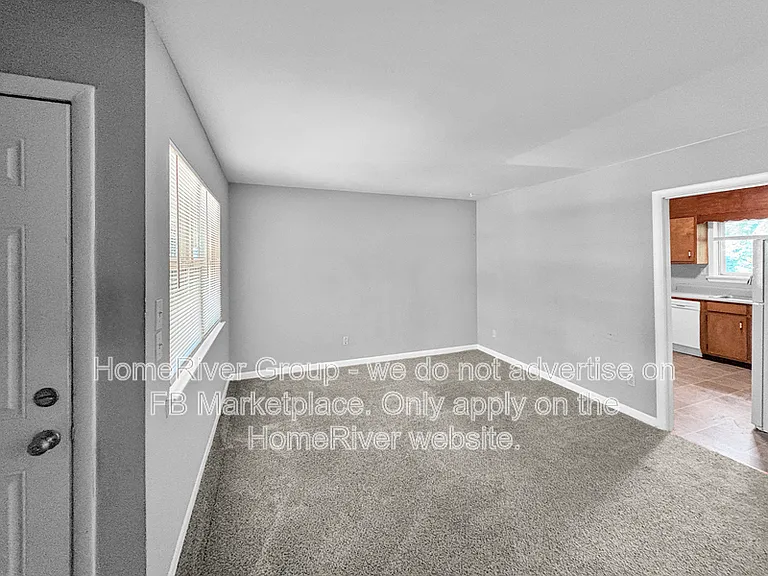 703 Barlow Way — Photo 3