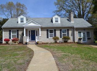 127 Wildhurst Ln, Danville, VA 24540