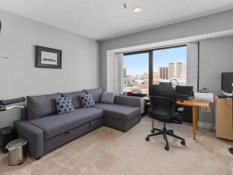 1001 W Jefferson Ave #15B — Photo 28