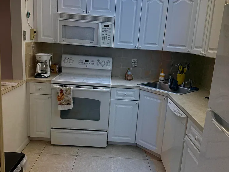 133 Lake Pine Cir #B-1 — Photo 2