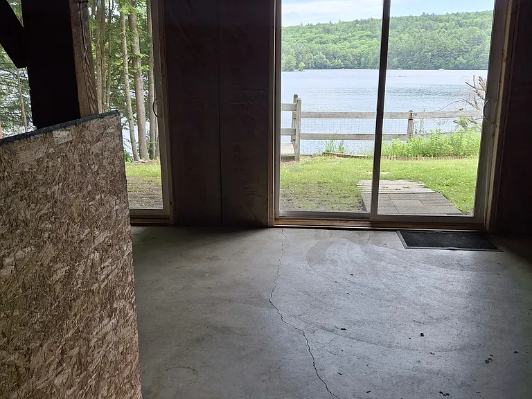 85 Winter Rd — Photo 16