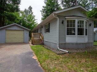 1201 Maple Ln, Woodruff, WI 54568