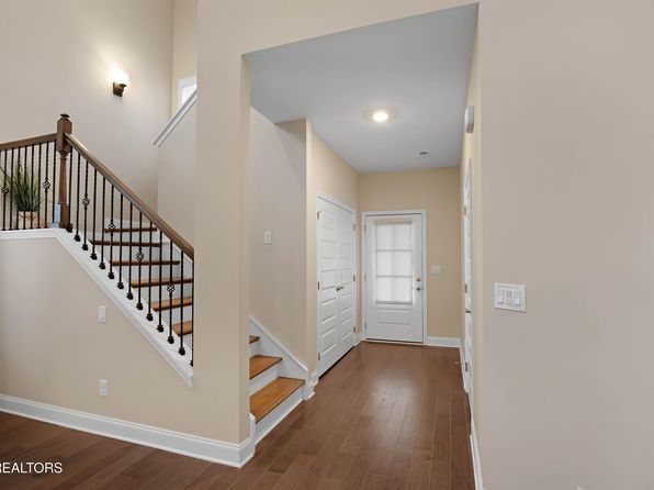 1125 Beech Tree Cv, Maryville, TN 37801
