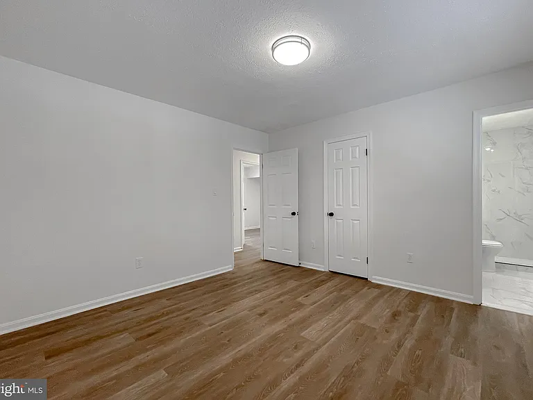 2094 Chapelside Ct — Photo 33