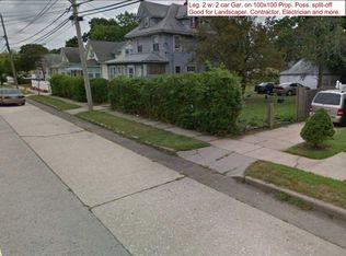 77 Rutland Rd, Freeport, NY 11520