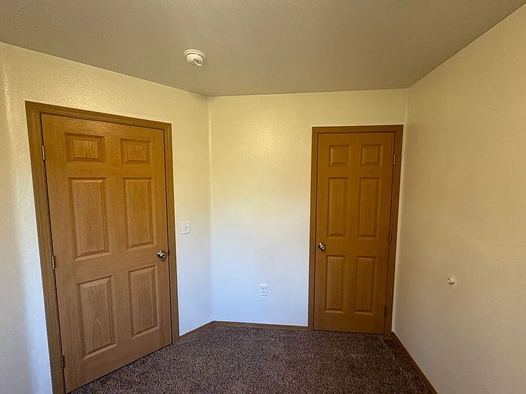 4595 W Overby St — Photo 14