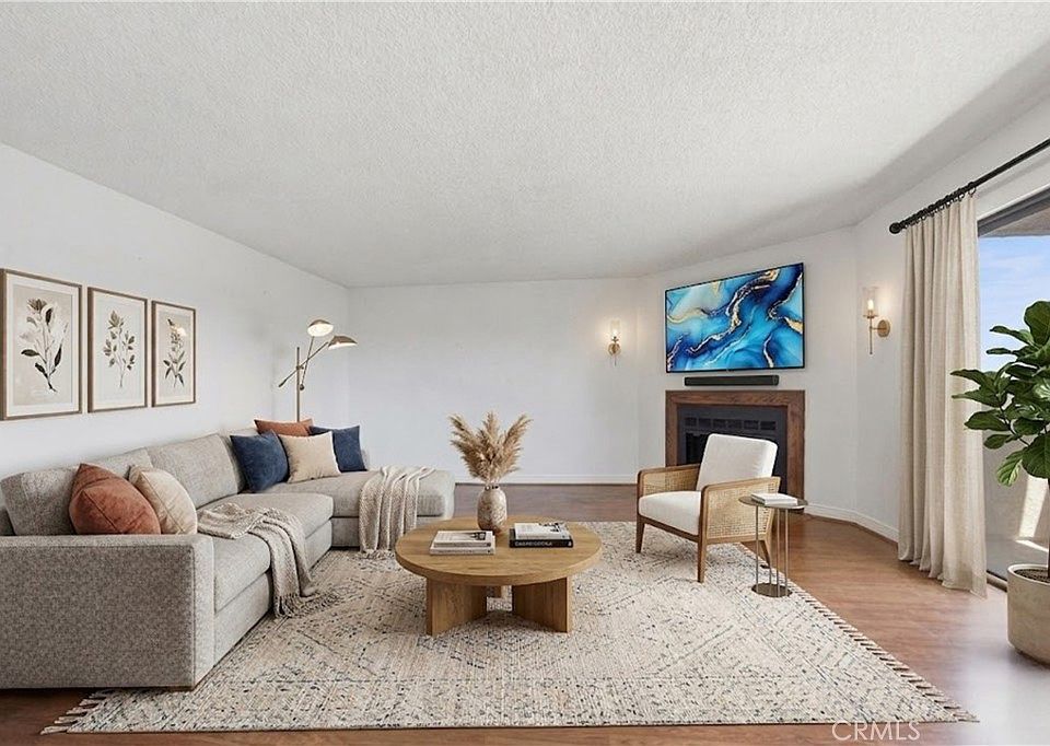 1st image of 605 Redondo Ave Unit 304
