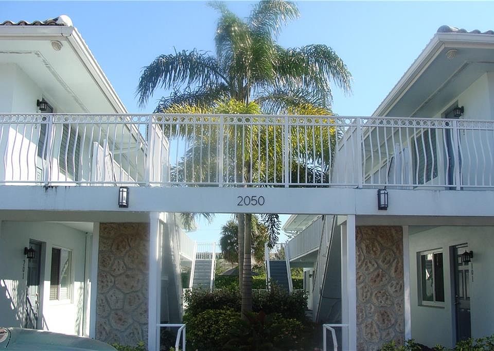 1st image of 2050 NE 39th St APT 205