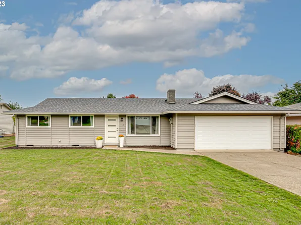 112 NW 102nd St, Vancouver, WA 98685