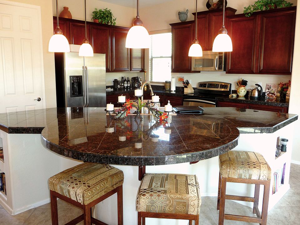 Breakfast Bar in Kitchen