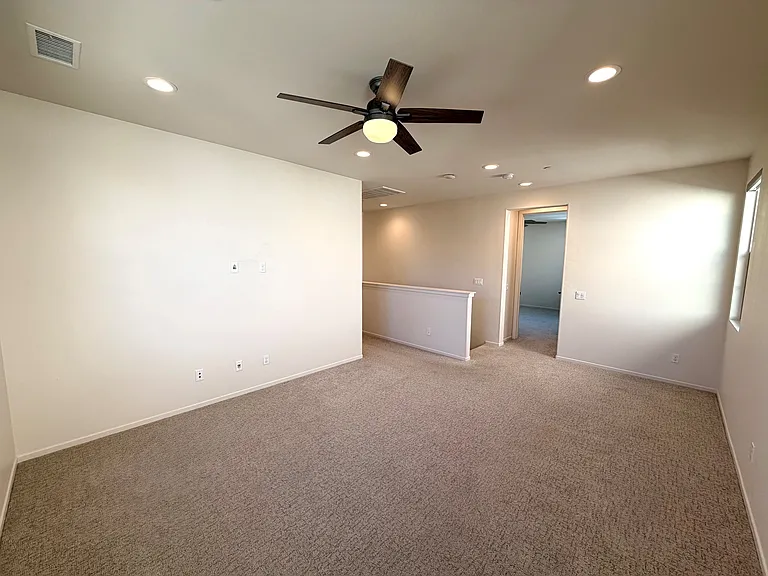 Upstairs Bonus Room