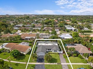 124 Oregon Ln, Boca Raton, FL 33487