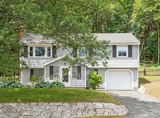 89 North St, Stoneham, MA 02180