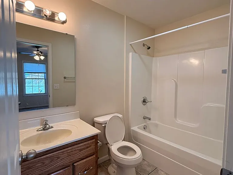 801 Black St — Photo 13