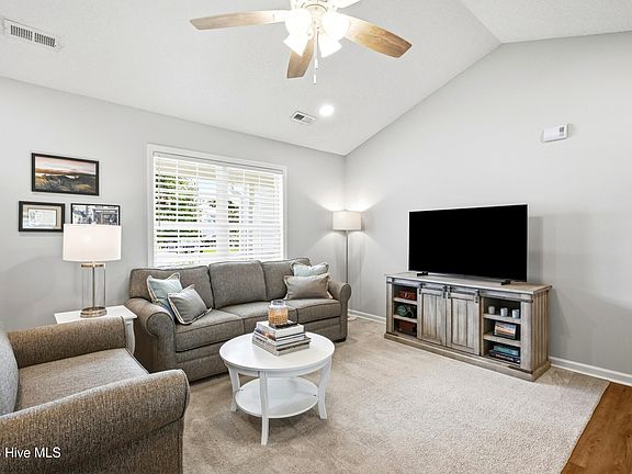 5th image of 6711 Newbury Way