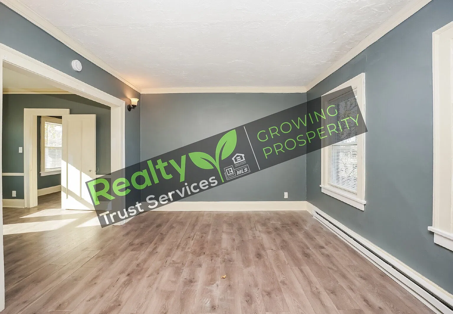 2174 West 103rd Street Unit 4 Cleveland OH 44102 - 2174 W 103 St. Cleveland, Oh. 44102 — Photo 4