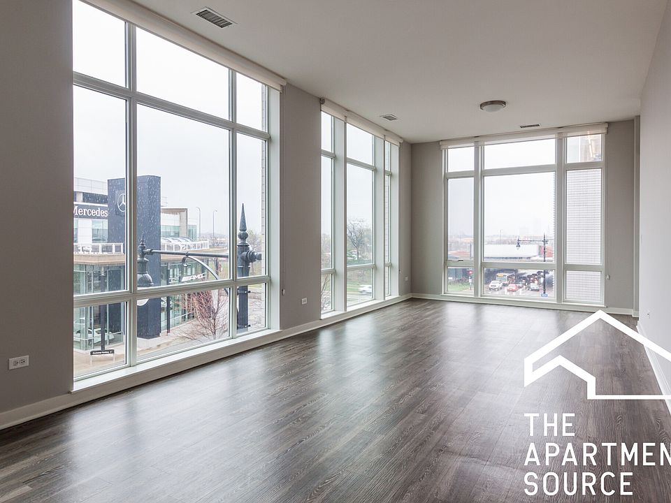 1st image of 1541 W North Ave #2F
