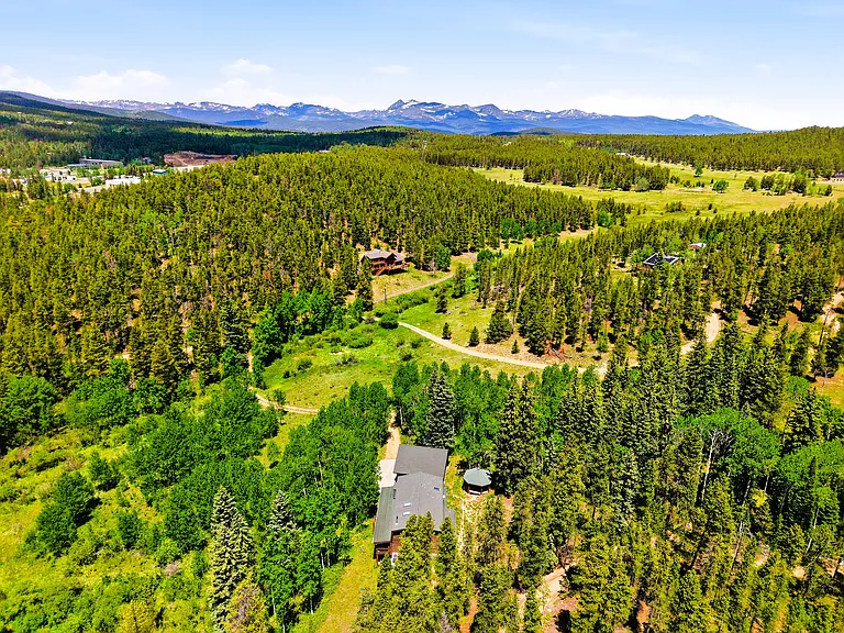 652 Bear Mountain Rd — Photo 42