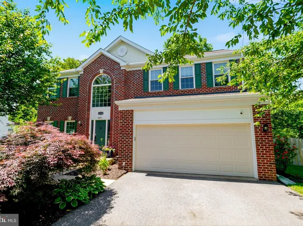 15530 Wheatfield Rd, Woodbridge, VA 22193